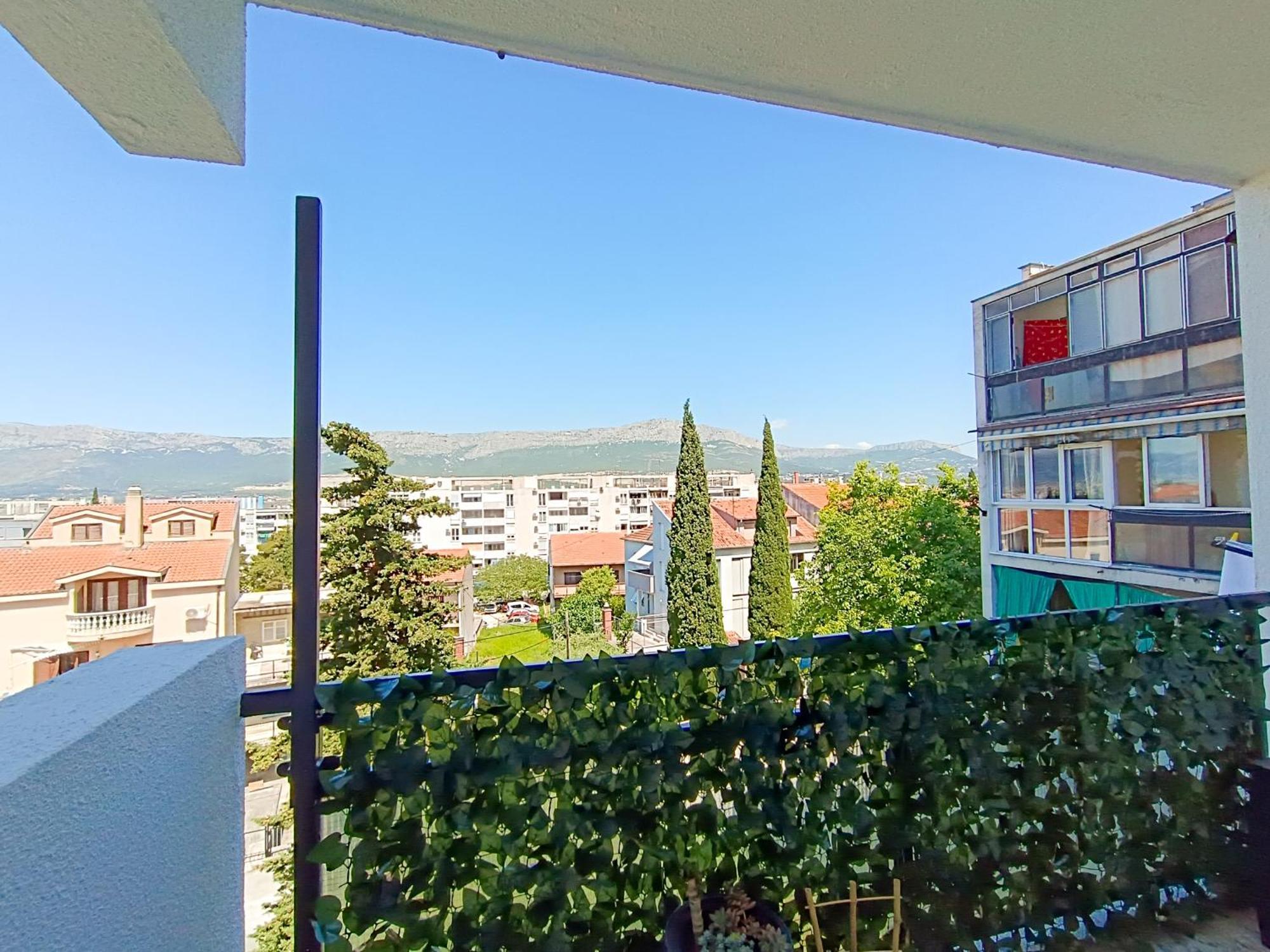 Retro Apartment Split Ngoại thất bức ảnh